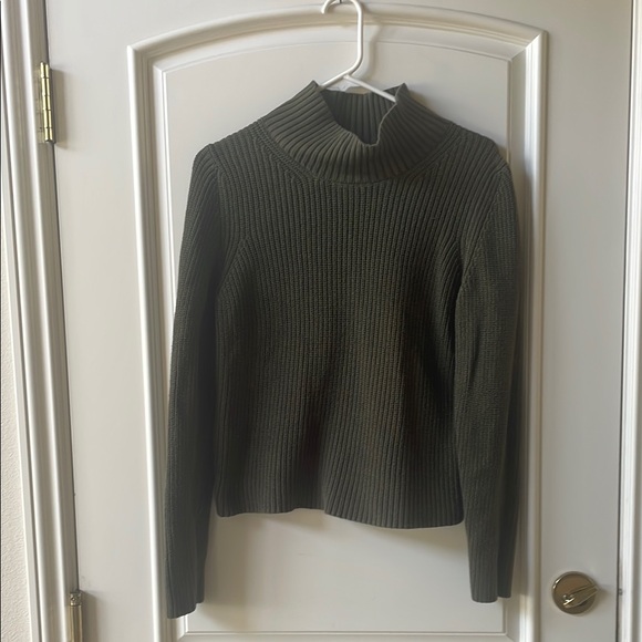 French Connection Olive Green Ribbed Turtleneck Sweater medium - Picture 1 of 4